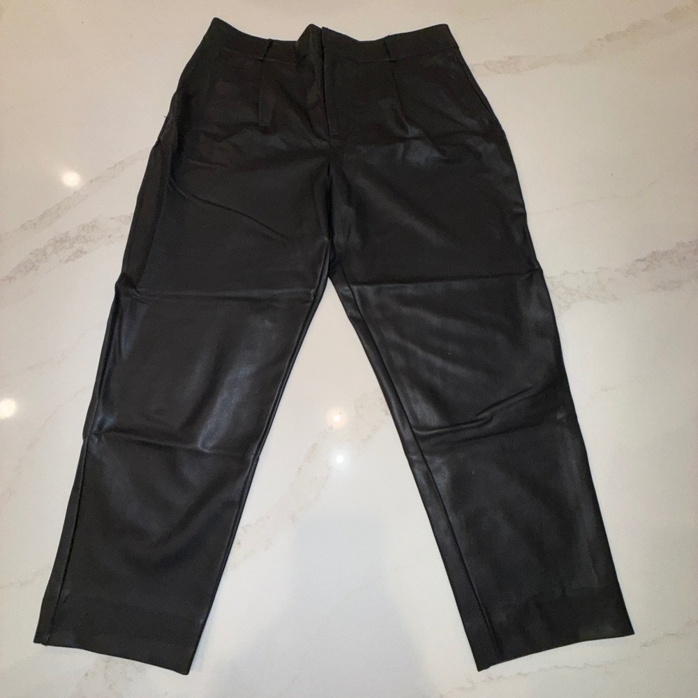 Banana Republic Black Faux Leather Straight Leg Pants Womens 14 High Rise 25 Ins